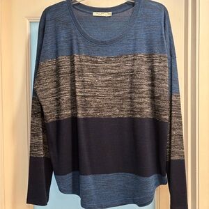 rag & bone Women’s Blue and Black Crewneck Sweater
